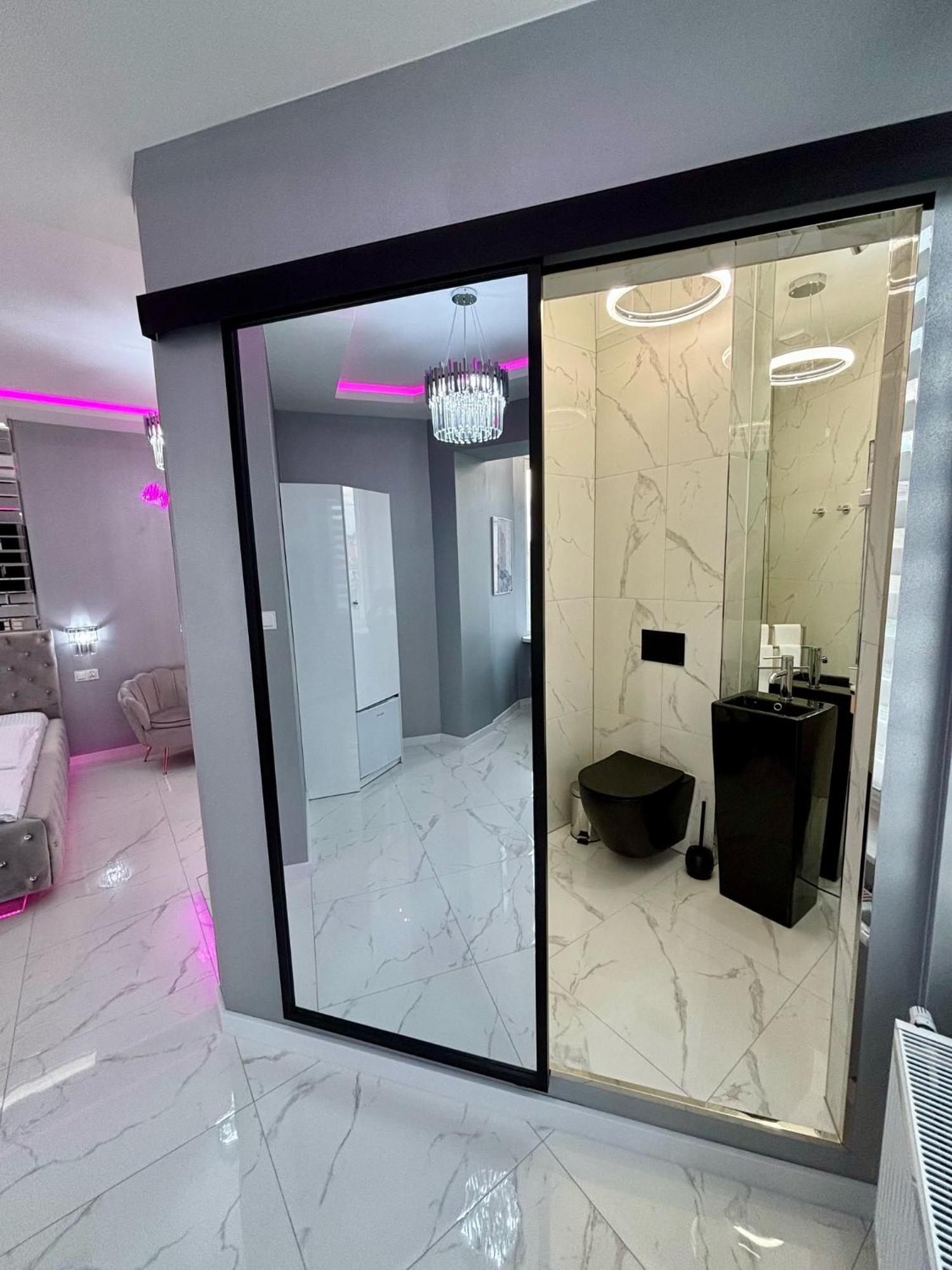 Apartament "Prezydencki Deluxe" Centrum Z Duza Wanna Dla Dwojga Gniezno Zewnętrze zdjęcie